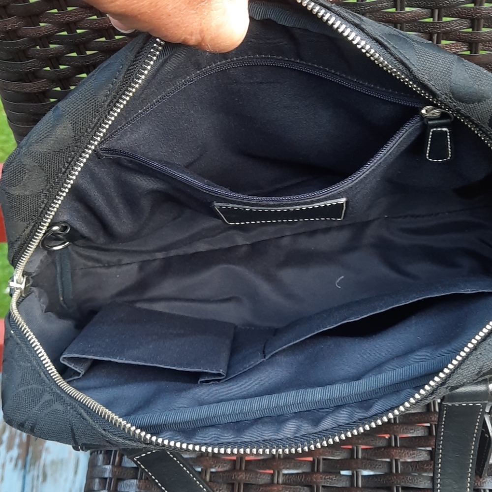 Coach Handbag - Picture 6 of 7